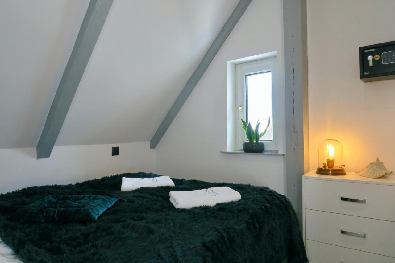 Dom Apartment *